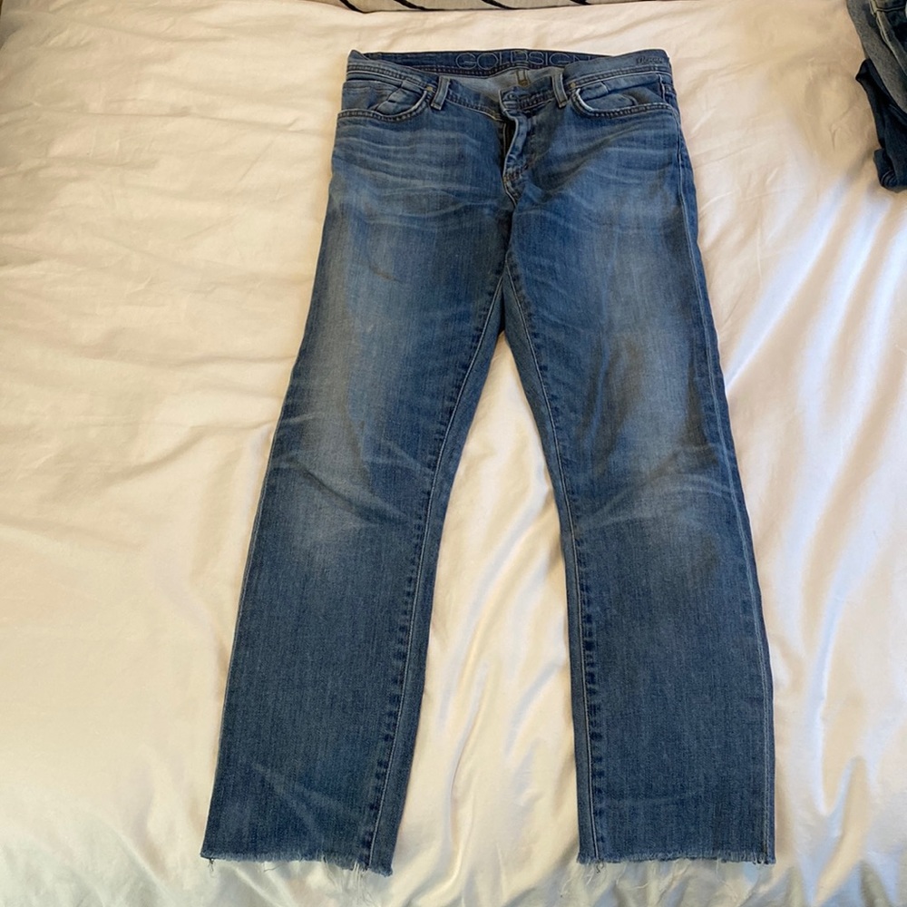 Gold sign jeans. Jenny style